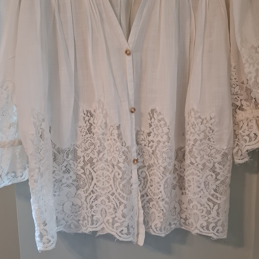 Anthopology sz M, Victorian, button down lace blouse. - Picture 3 of 10